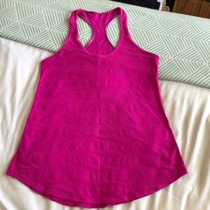 Lululemon workout top
